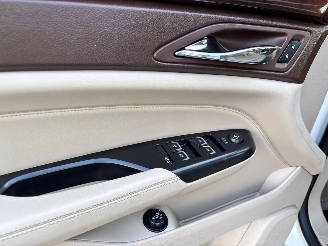 Used 2013 Cadillac Escalade ESV Platinum AWD/4WD image 36
