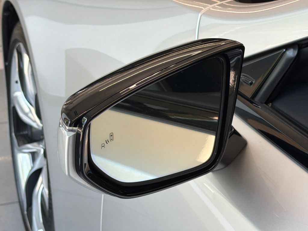 Used 2018 Lexus LC 500 Coupe w/ Sport Package RWD image 19