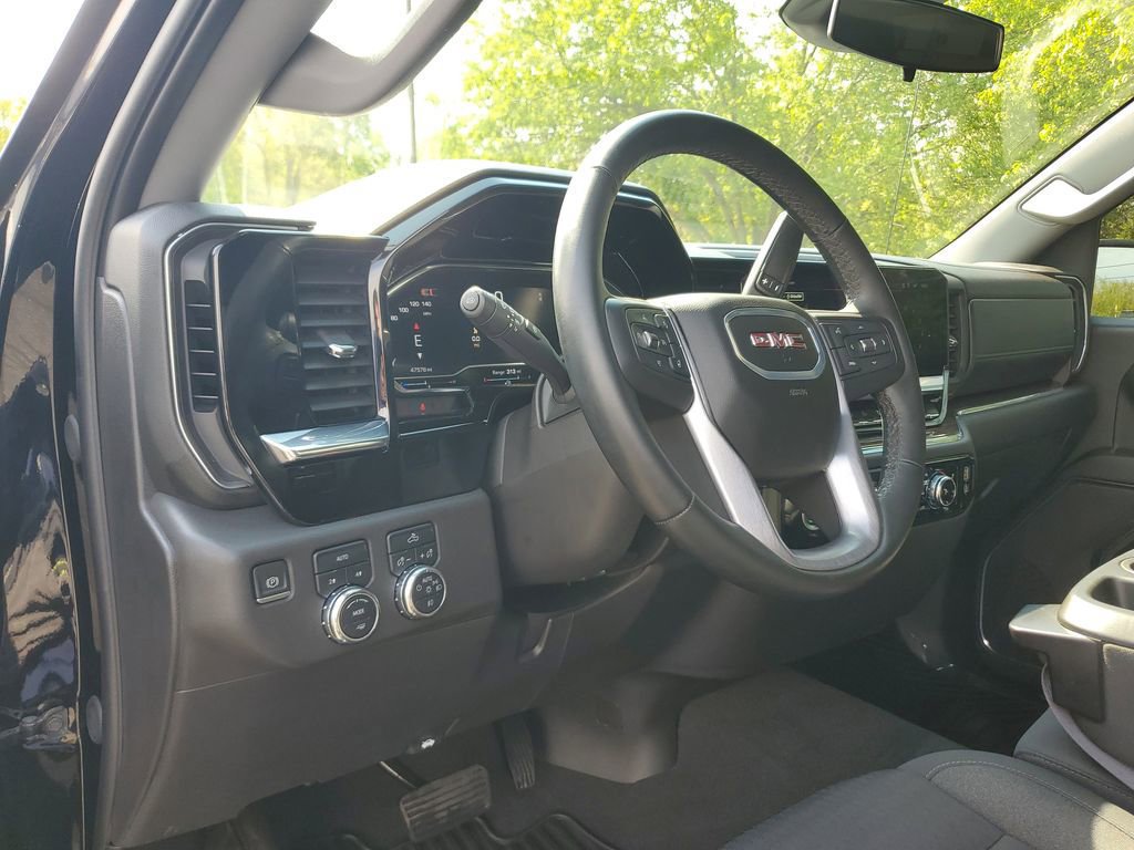 Used 2024 GMC Sierra 1500 Elevation AWD/4WD image 16