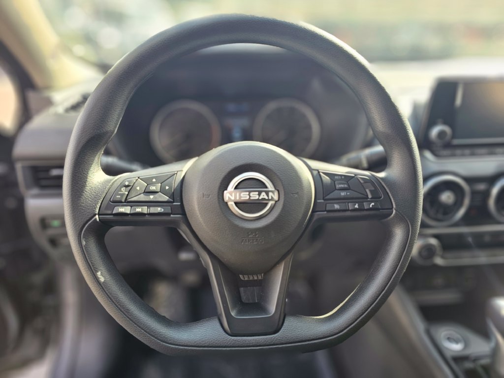 Used 2025 Nissan Sentra S FWD image 33