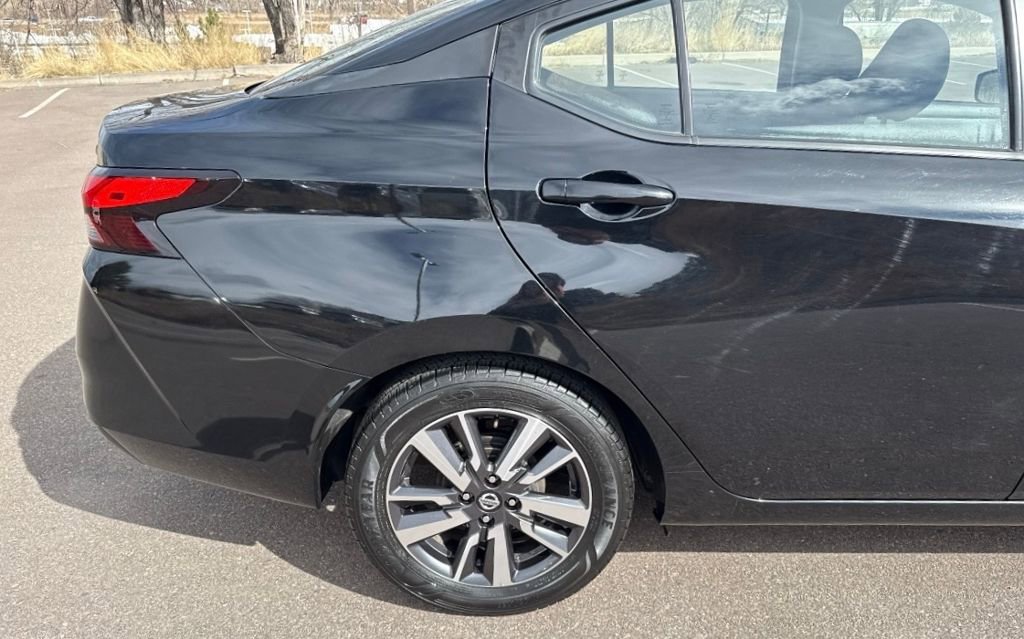 Used 2021 Nissan Versa SV image 27