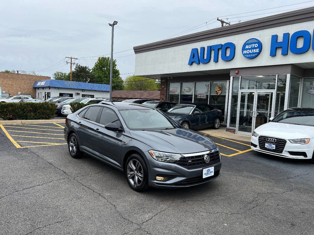 Used 2019 Volkswagen Jetta R-Line FWD image 3