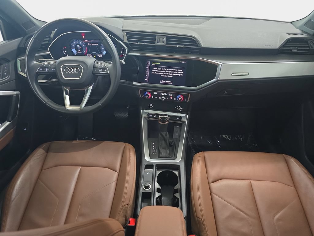 Used 2021 Audi Q3 2.0T Premium w/ Convenience Package AWD/4WD image 12