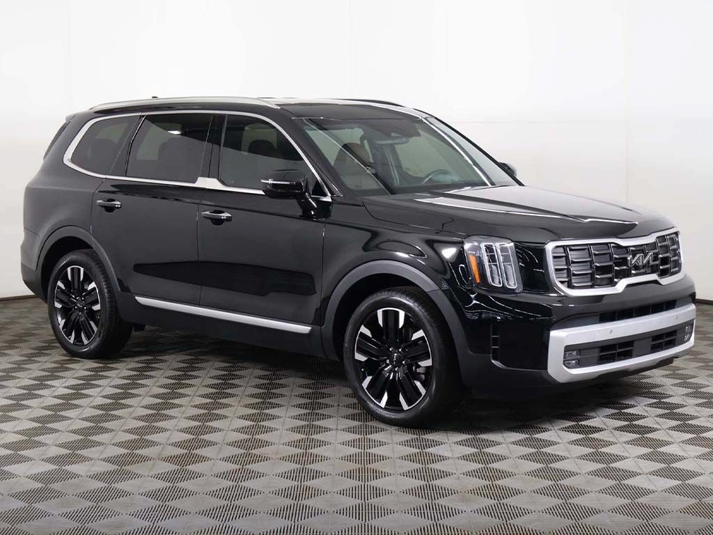 Used 2024 Kia Telluride SX FWD image 2