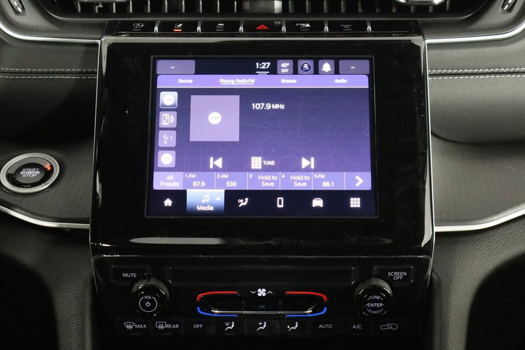 New 2026 Jeep Grand Cherokee L Laredo image 29