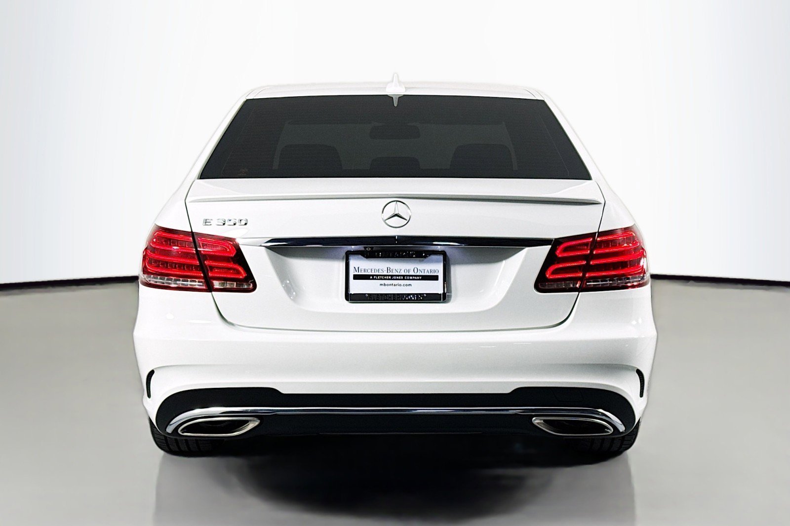 Used 2016 Mercedes-Benz E 350 Sedan image 3