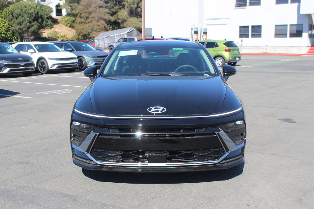 New 2026 Hyundai Sonata Blue FWD image 4