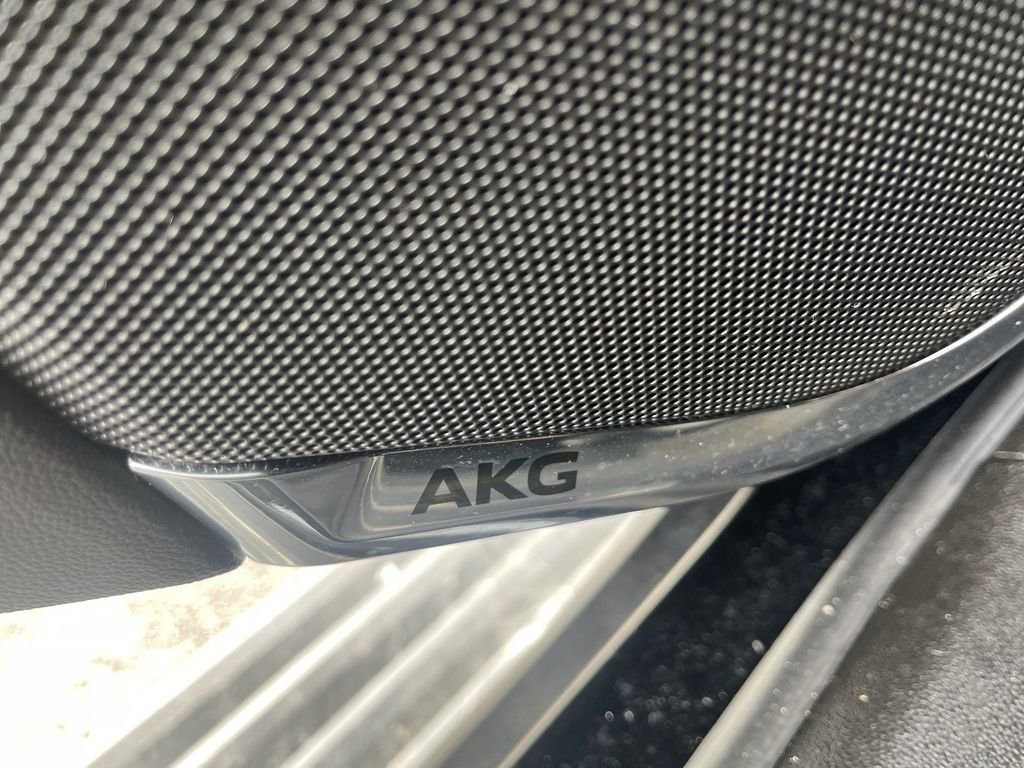 Certified 2024 Cadillac Escalade ESV Sport w/ LPO, ONYX Package image 27