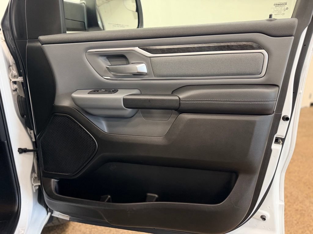 Used 2022 RAM 1500 Big Horn AWD/4WD image 18