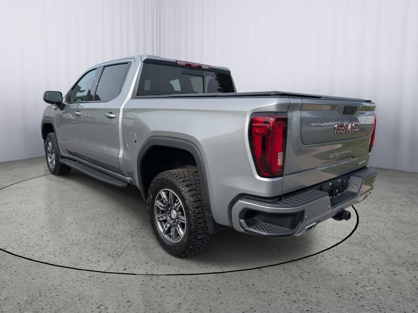 Certified 2025 GMC Sierra 1500 AT4 w/ AT4 Premium Package AWD/4WD image 5