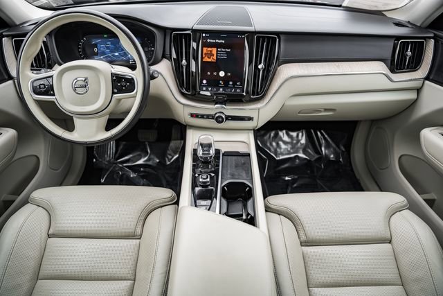Used 2022 Volvo XC60 T8 Inscription w/ Advanced Package image 20