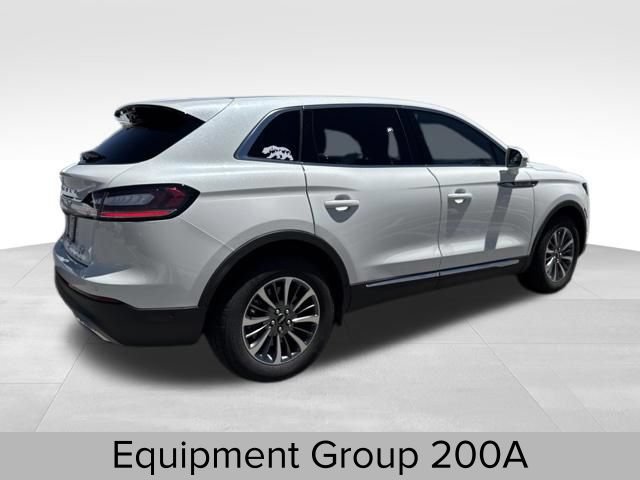 Certified 2022 Lincoln Nautilus Reserve AWD/4WD image 5