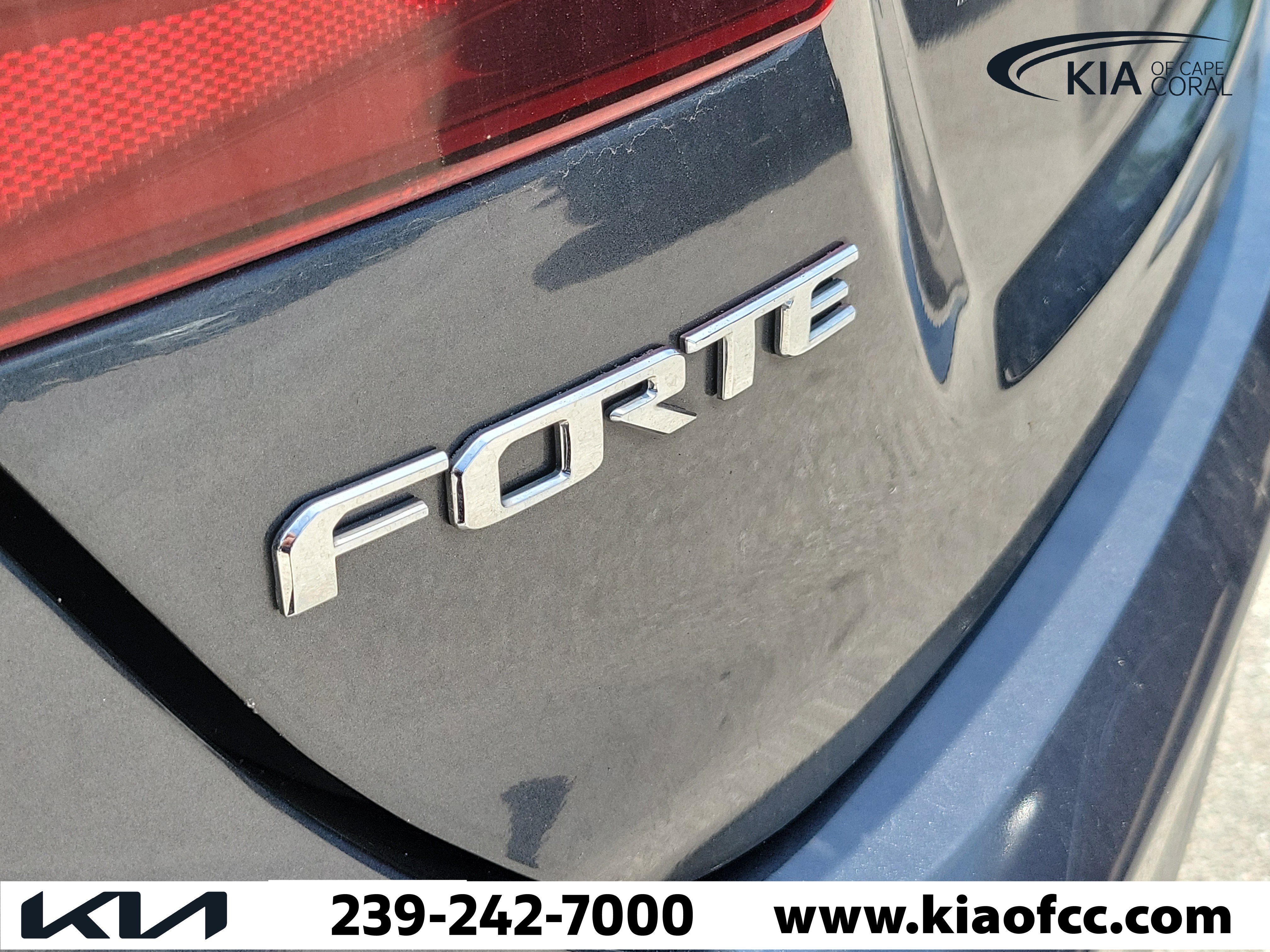 Used 2020 Kia Forte LXS FWD image 10