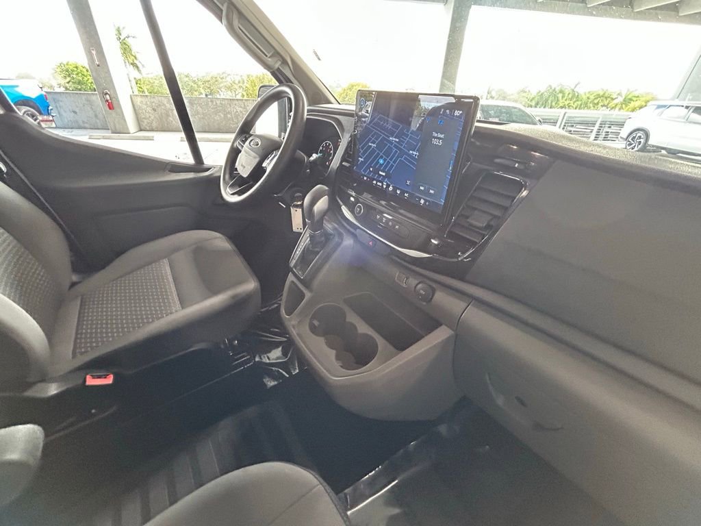Used 2024 Ford Transit 350 XLT image 33
