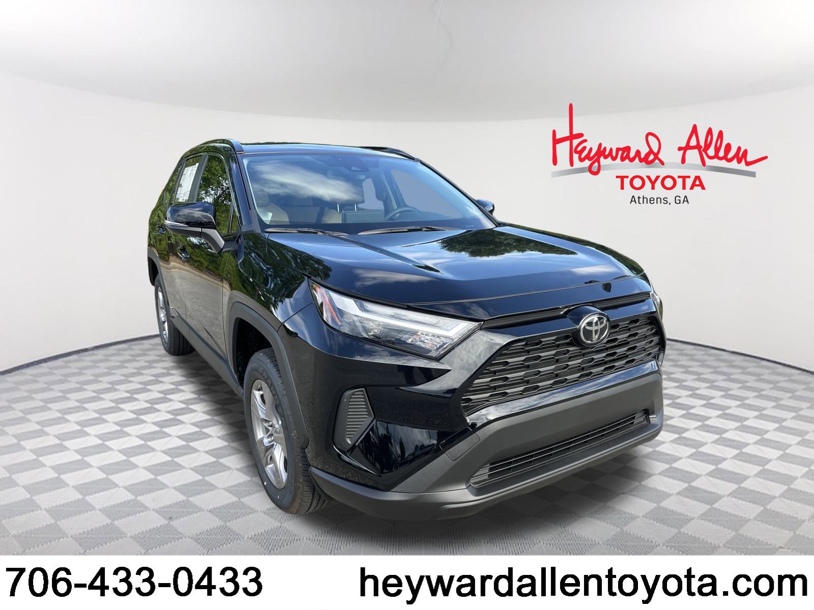 New 2025 Toyota RAV4 XLE