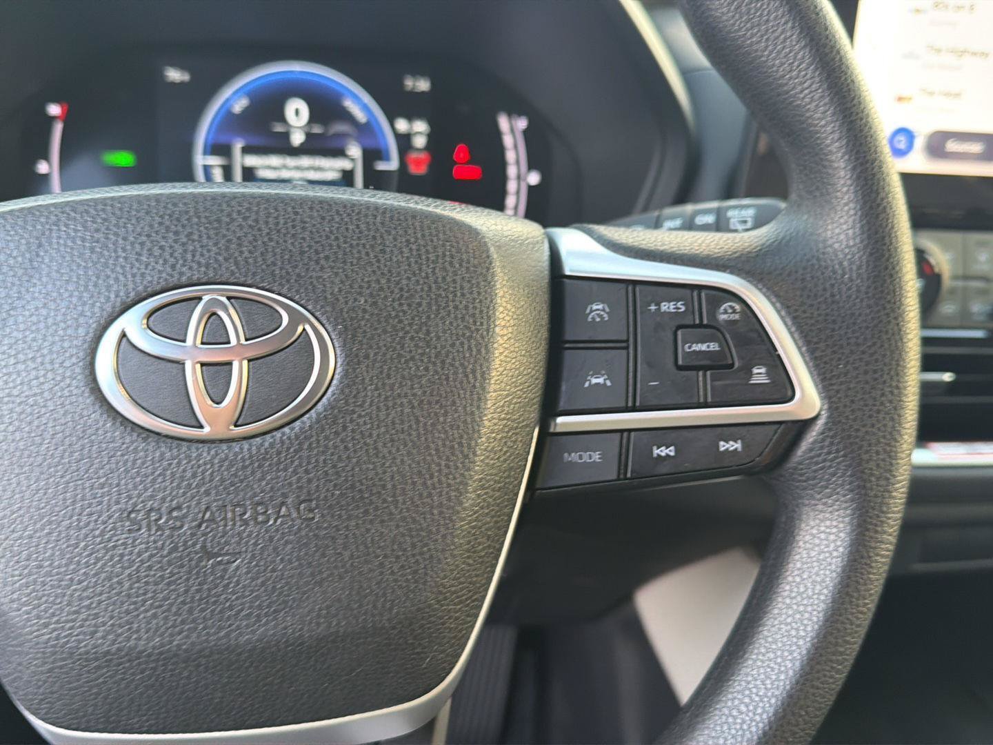 Certified 2025 Toyota Grand Highlander AWD Hybrid image 23