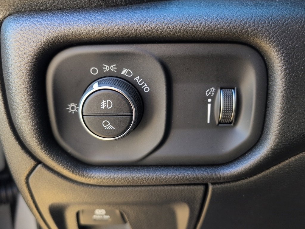 New 2025 RAM 1500 Tradesman image 21