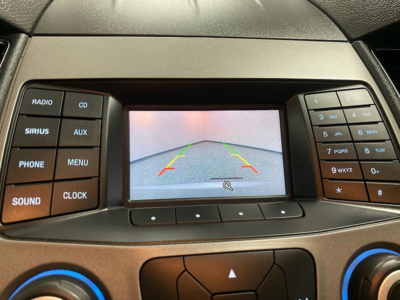 Used 2017 Ford Taurus SE image 26