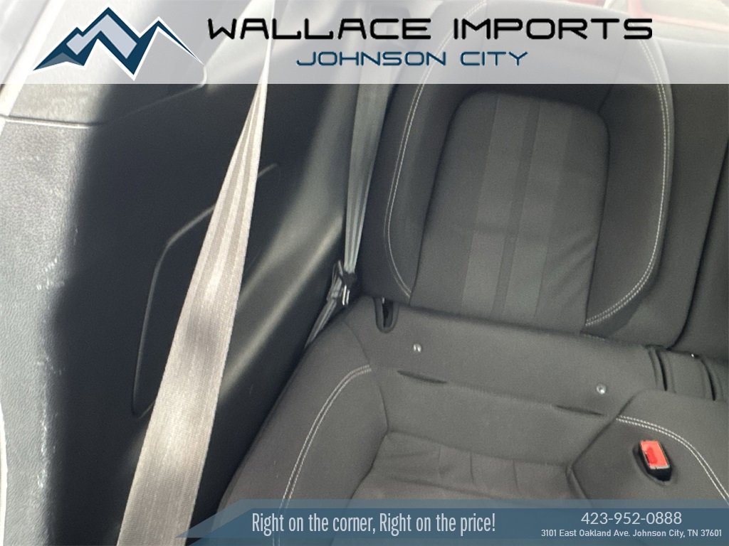 Used 2020 Ford Mustang EcoBoost image 39