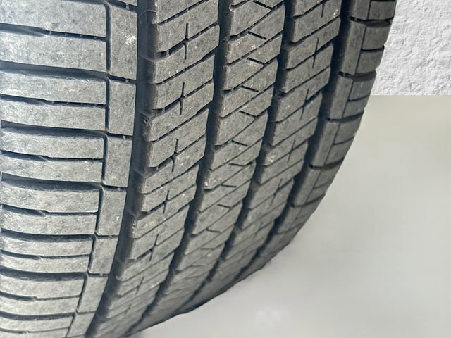 Used 2025 Lexus UX 300h FWD w/ Accessory Package (Z1) image 43