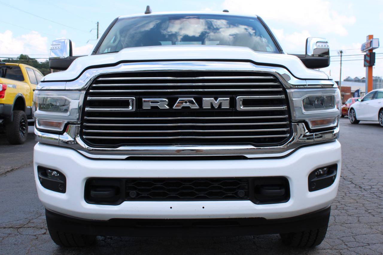 Used 2024 RAM 2500 Laramie w/ Safety Group AWD/4WD image 2