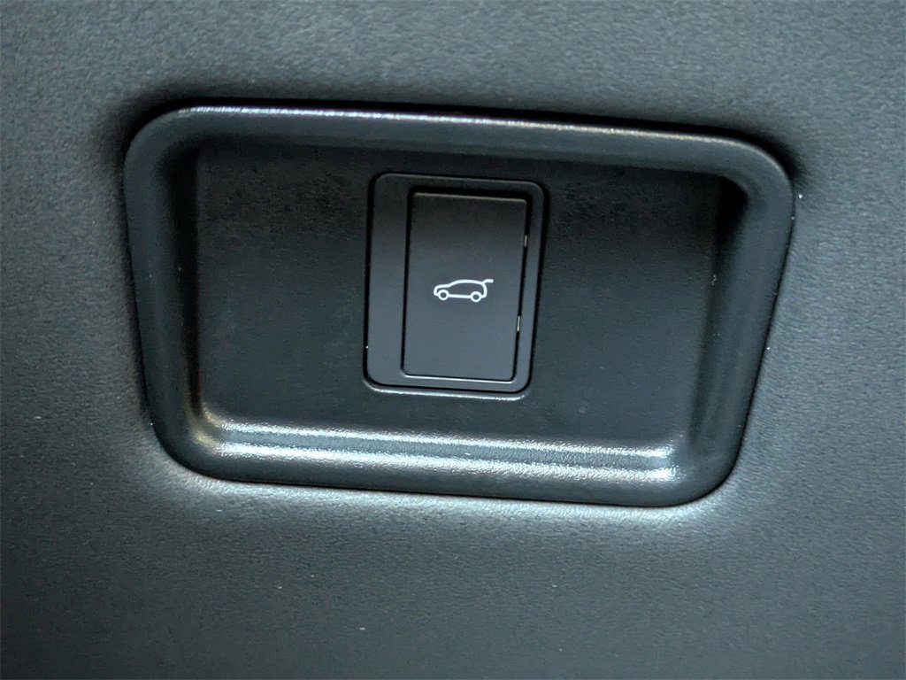 Used 2025 Land Rover Range Rover Sport Dynamic SE image 27