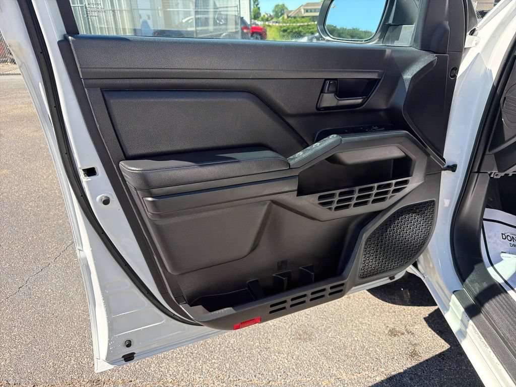 Used 2024 Toyota Tacoma SR RWD image 12