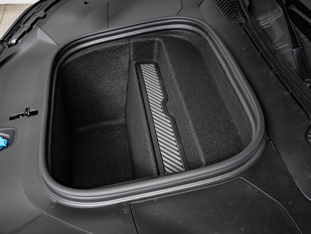 New 2026 Porsche Cayenne Electric AWD/4WD image 52