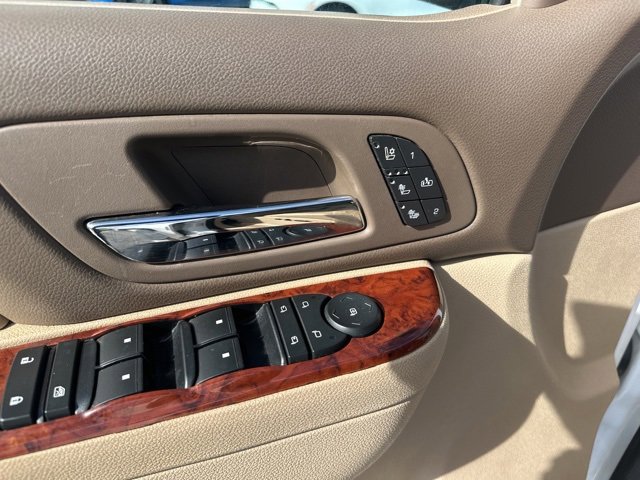 Used 2014 Chevrolet Silverado 2500 LTZ w/ LTZ Plus Package image 63