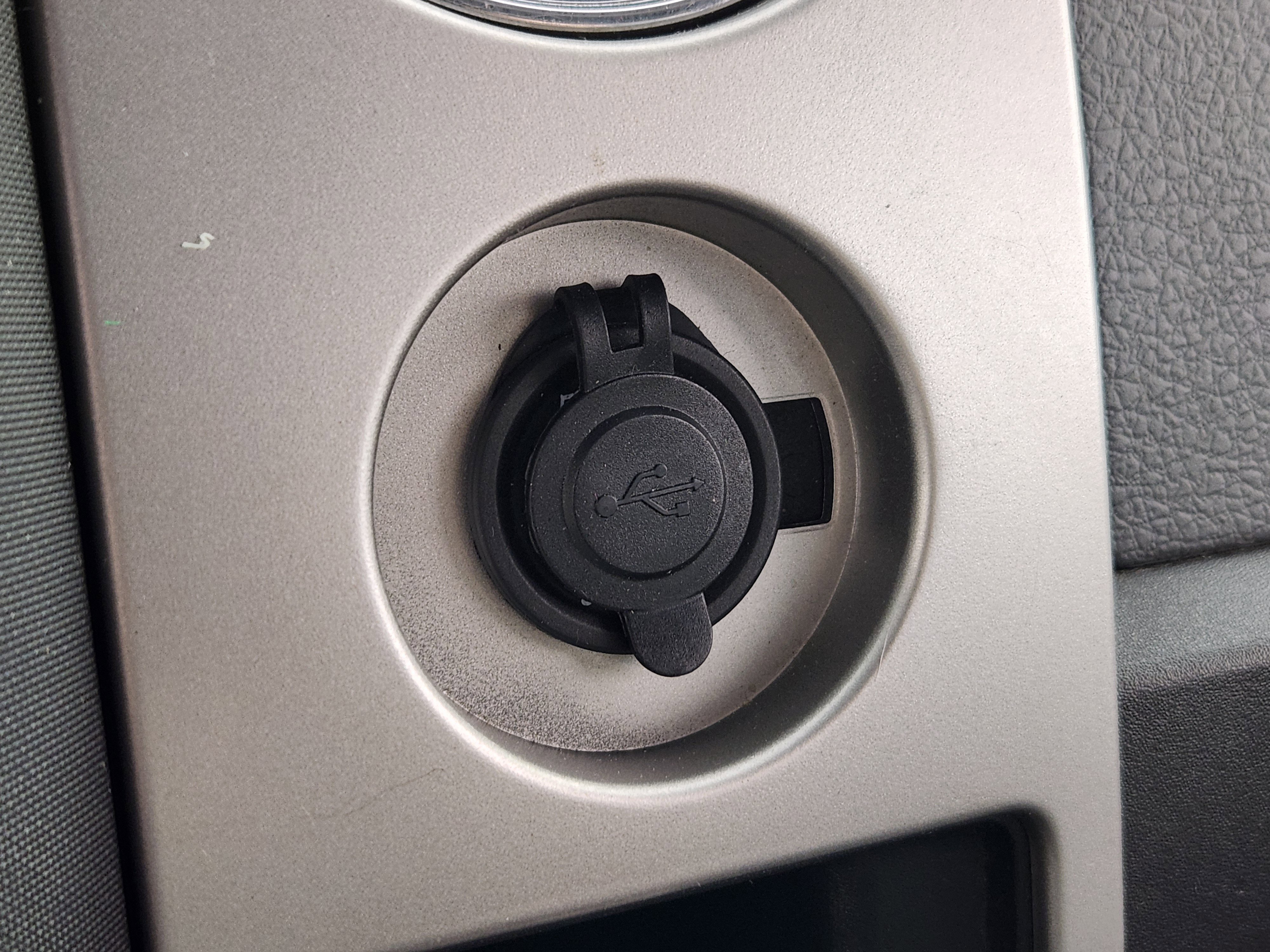 Used 2014 Ford F150 XLT w/ Equipment Group 301A Mid RWD image 24