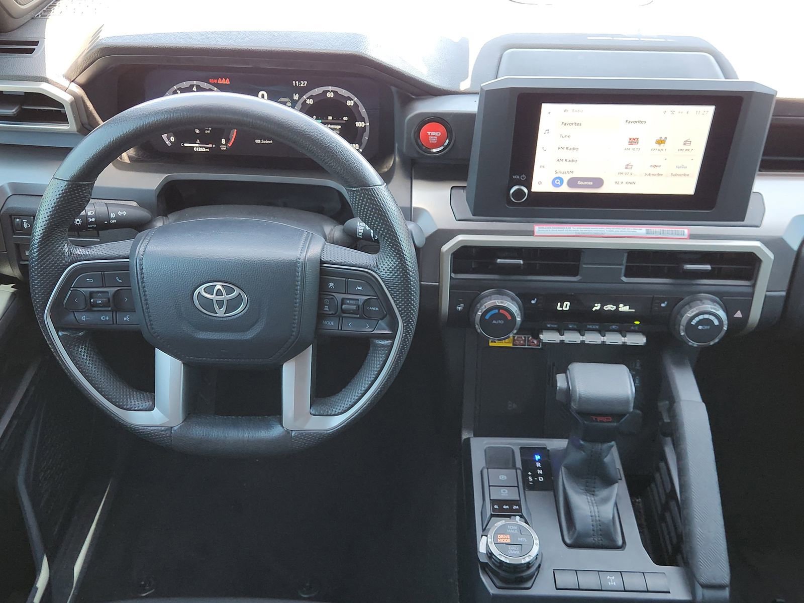 Used 2024 Toyota Tacoma TRD Off-Road w/ TRD Off Road Upgrade Package AWD/4WD image 31