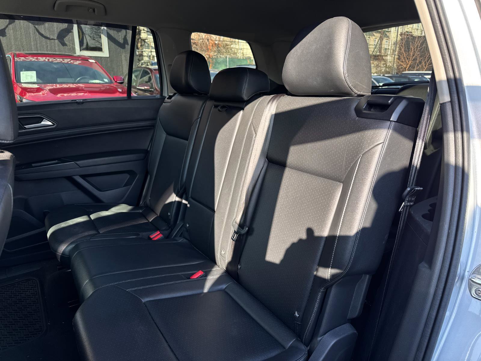 Used 2019 Volkswagen Atlas SE w/ Towing Package image 24