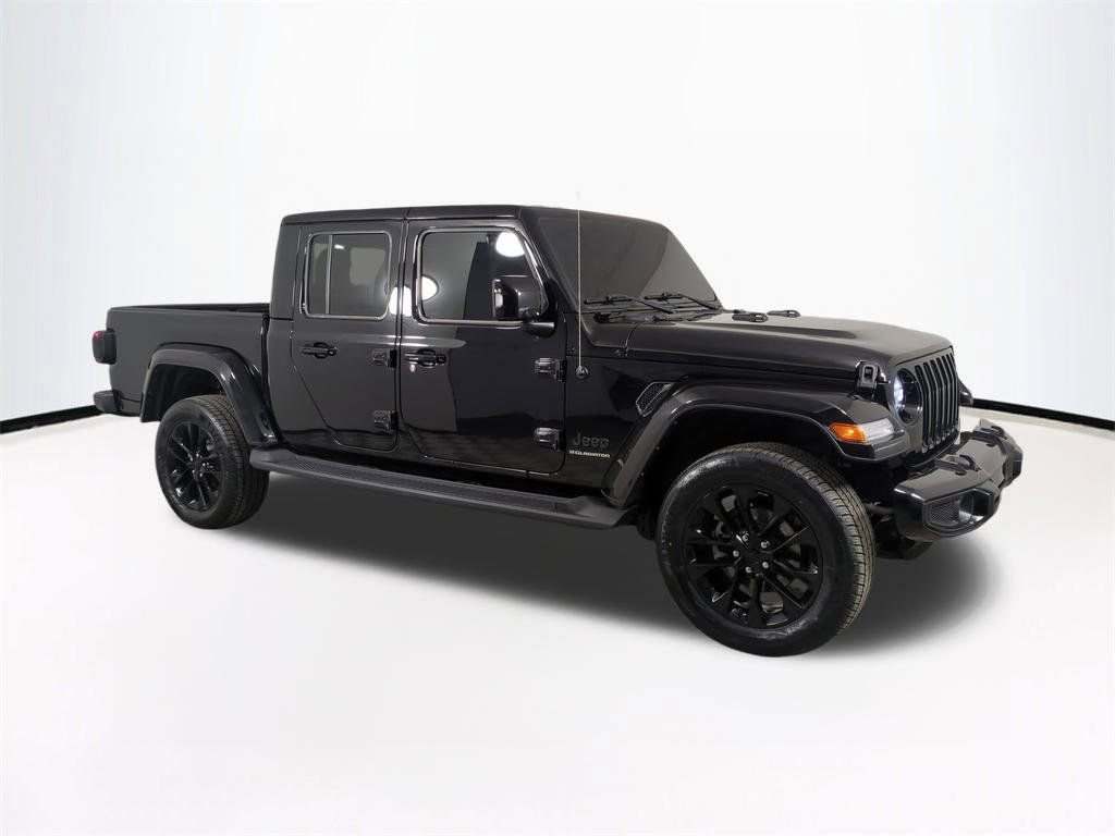 Used 2023 Jeep Gladiator Overland image 2