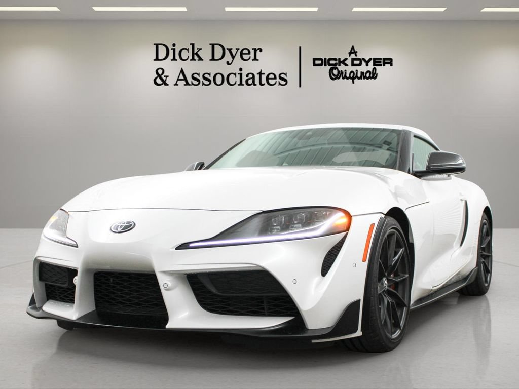Used 2026 Toyota Supra w/ Driver Assist Package RWD image 5