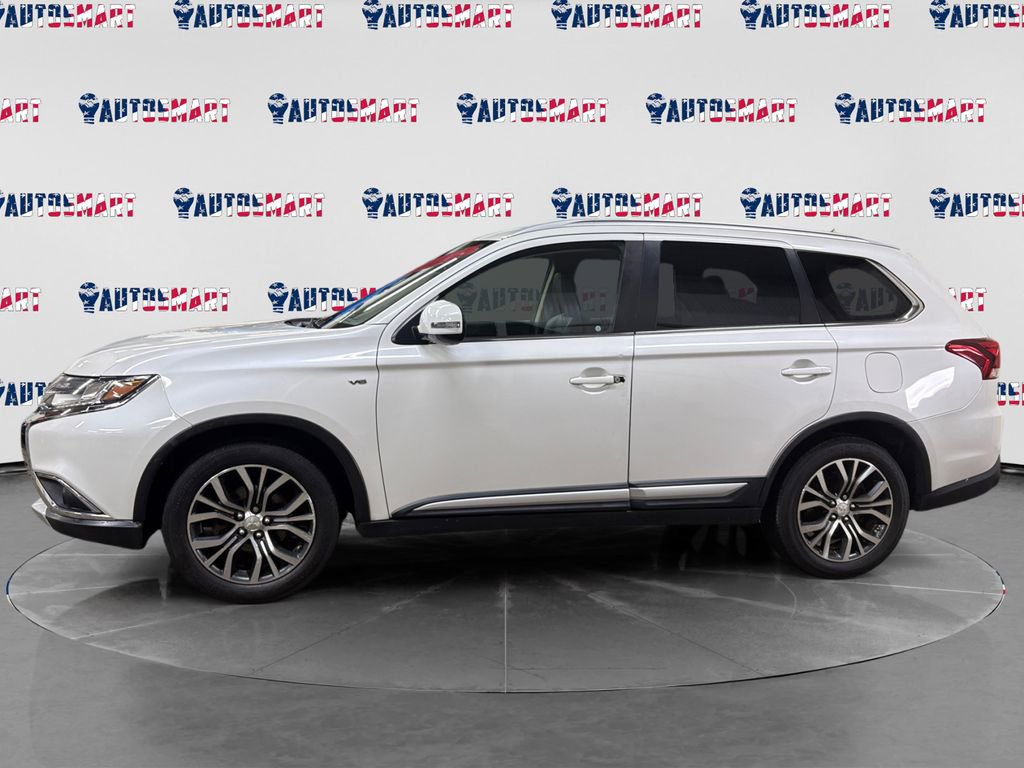 Used 2016 Mitsubishi Outlander GT image 2