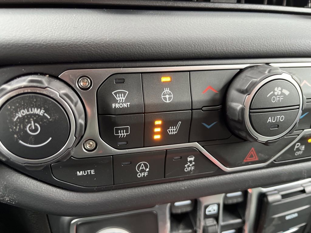 New 2026 Jeep Gladiator Mojave image 43