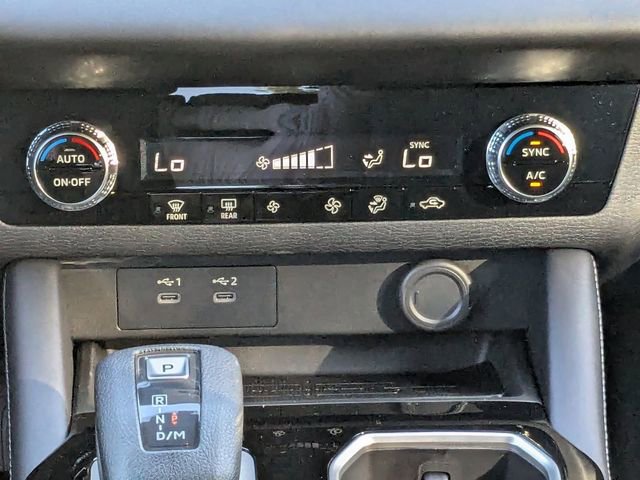 New 2025 Mitsubishi Outlander ES image 20