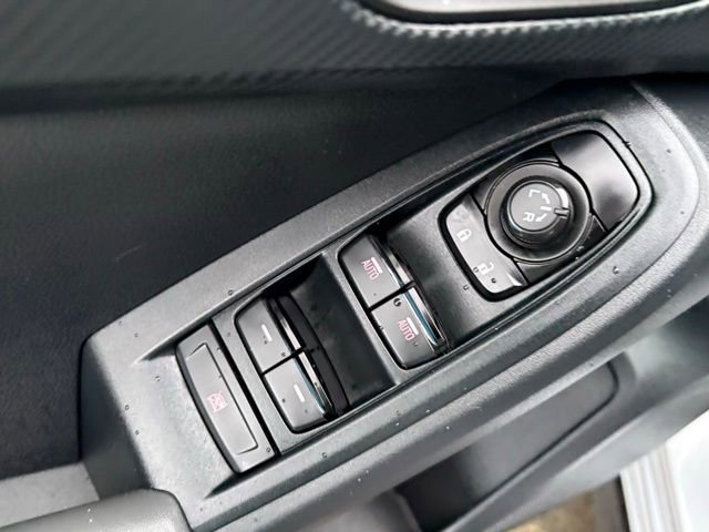 Used 2025 Subaru Crosstrek 2.0i Premium image 15