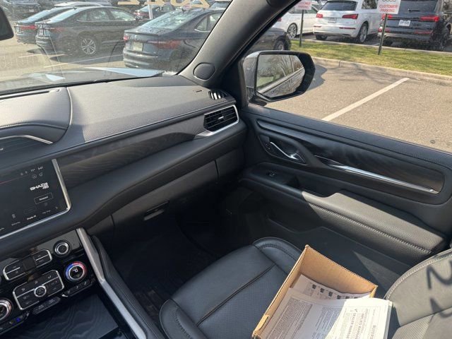 Used 2022 GMC Yukon Denali image 15