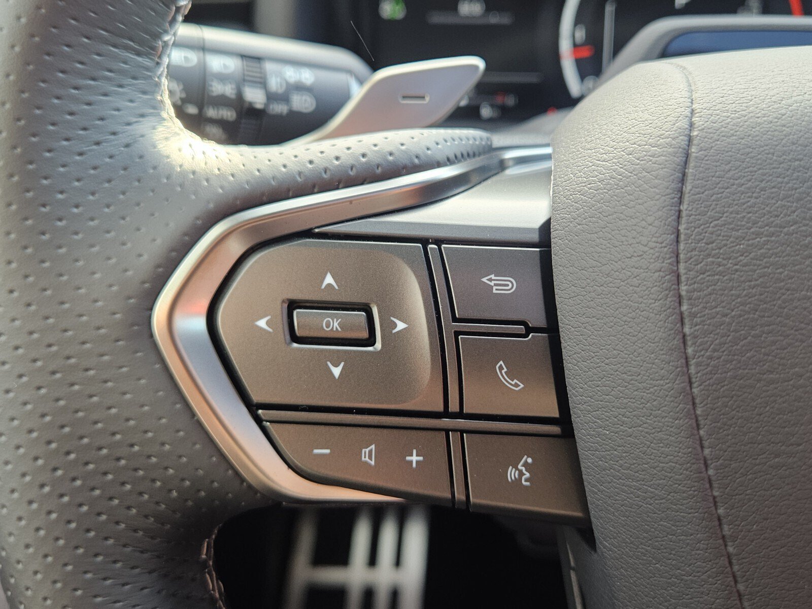 New 2026 Lexus LX 600 F Sport AWD/4WD image 30