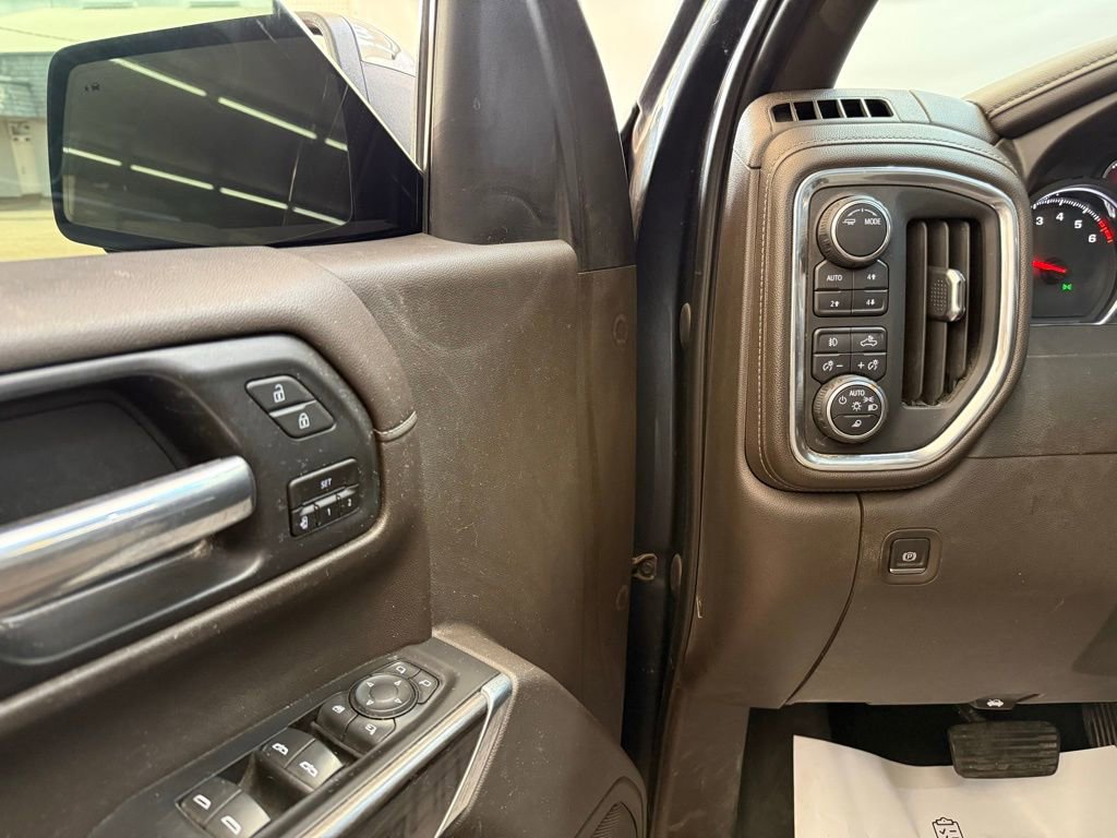 Used 2020 Chevrolet Silverado 1500 LTZ w/ LTZ Texas Edition image 12