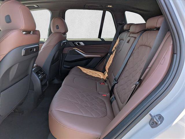 New 2026 BMW X5 xDrive40i AWD/4WD image 17