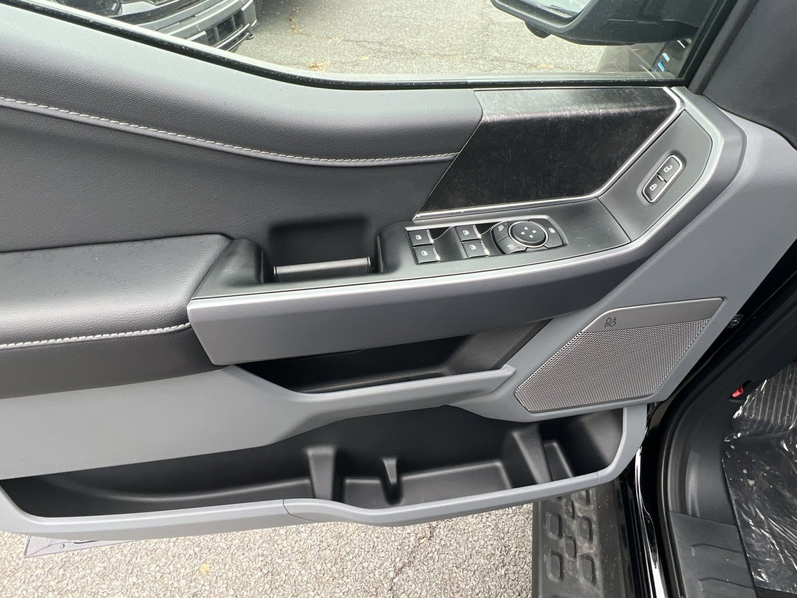 New 2025 Ford F150 Lightning Flash image 15