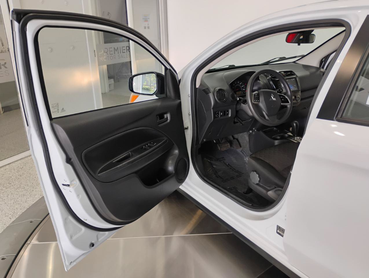 Used 2024 Mitsubishi Mirage ES FWD image 10
