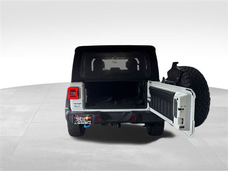 Used 2023 Jeep Wrangler Unlimited Rubicon 4xe w/ Cold Weather Group AWD/4WD image 11