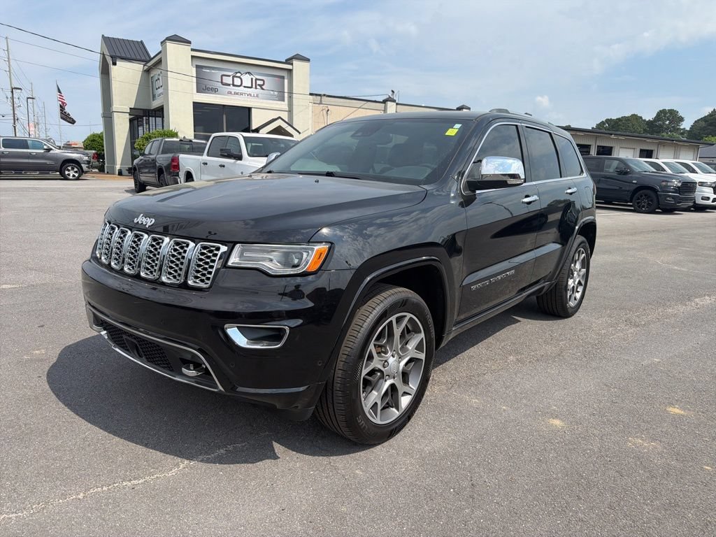 Used 2020 Jeep Grand Cherokee Overland AWD/4WD image 2