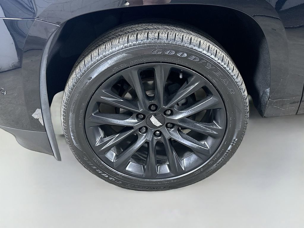 Used 2020 Cadillac Escalade Luxury w/ Escalade Sport Edition image 8