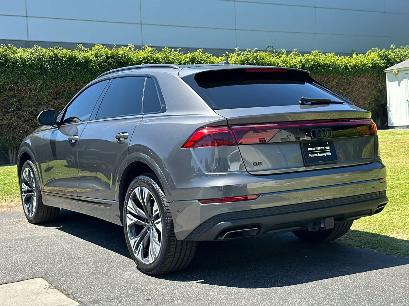 Used 2025 Audi Q8 Premium w/ Black Optic Package AWD/4WD image 3