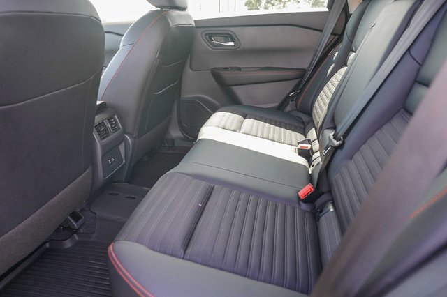 New 2026 Nissan Rogue SV image 19