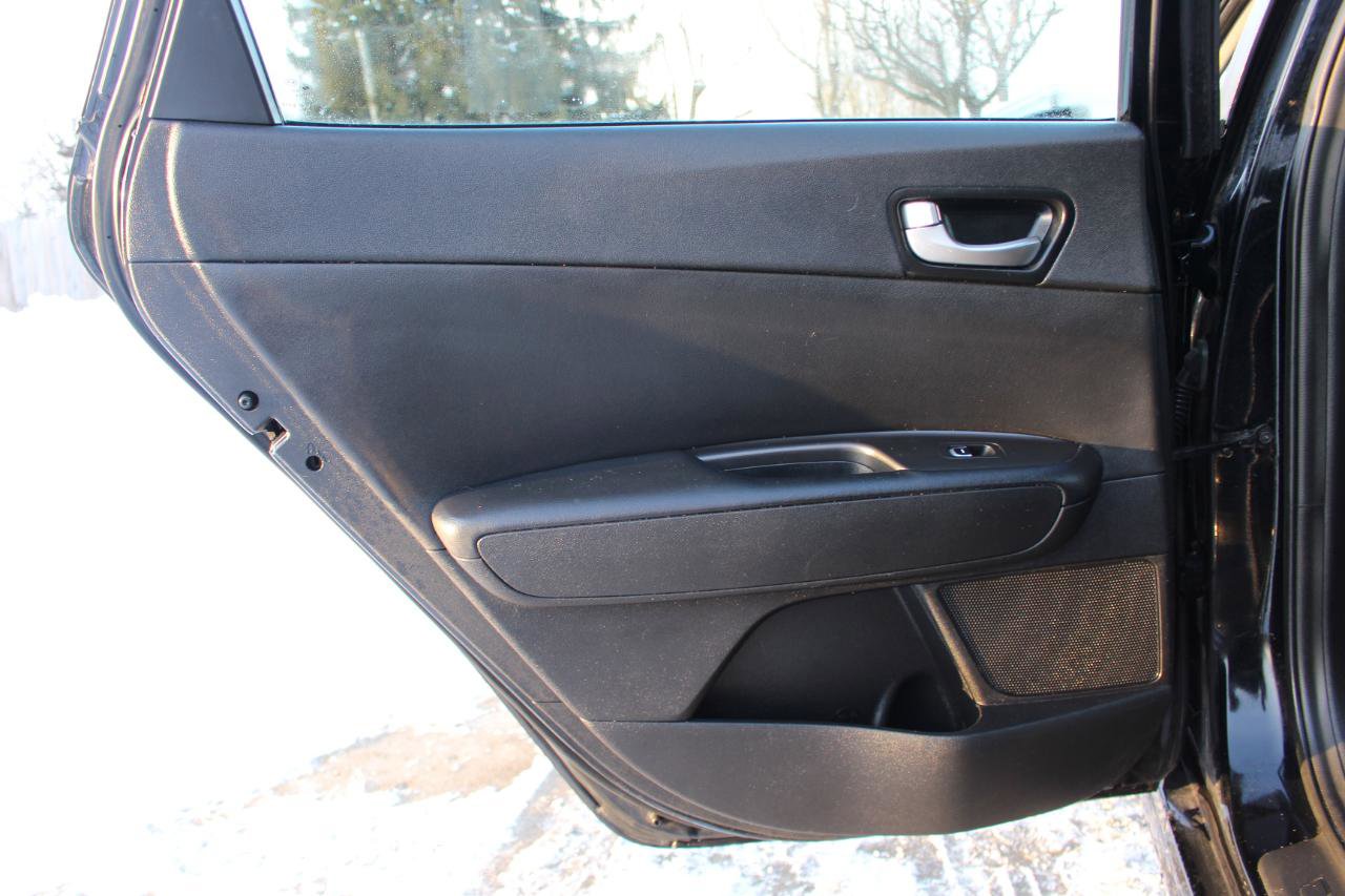 Used 2018 Kia Optima LX image 28